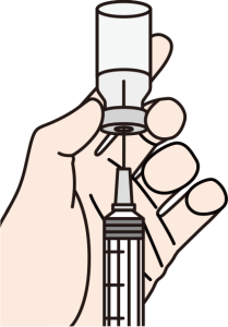 1本または2本のバイアルから適切な用量の薬剤を吸引します